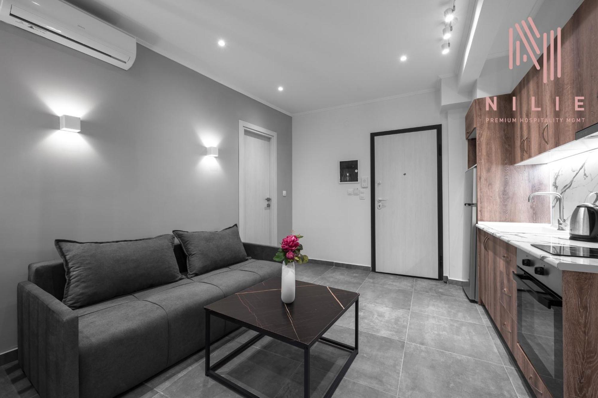 V1 Penthouse, Nilie Hospitality Mgmt Apartment Thessaloniki Exterior photo