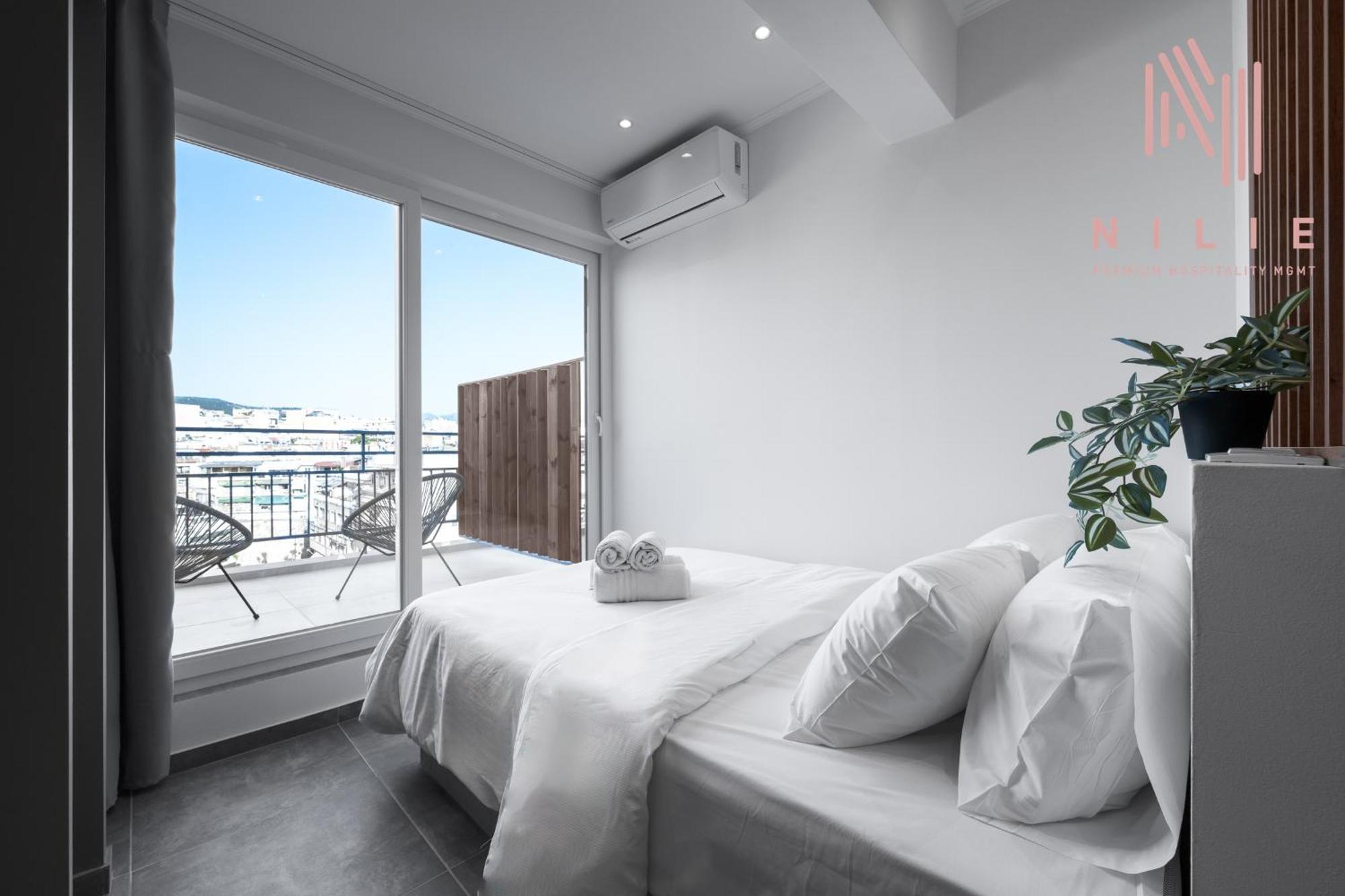 V1 Penthouse, Nilie Hospitality Mgmt Apartment Thessaloniki Exterior photo