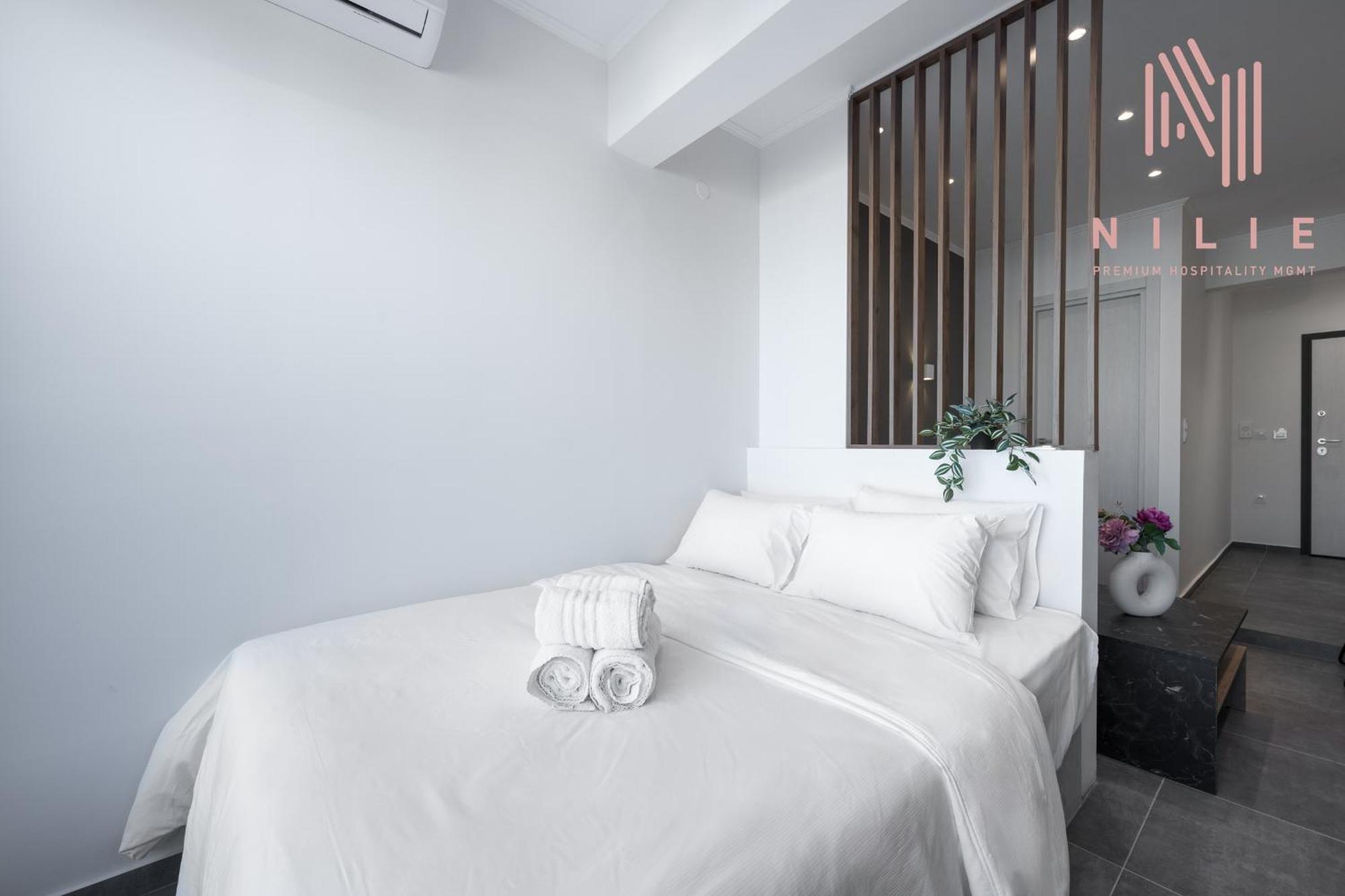 V1 Penthouse, Nilie Hospitality Mgmt Apartment Thessaloniki Exterior photo