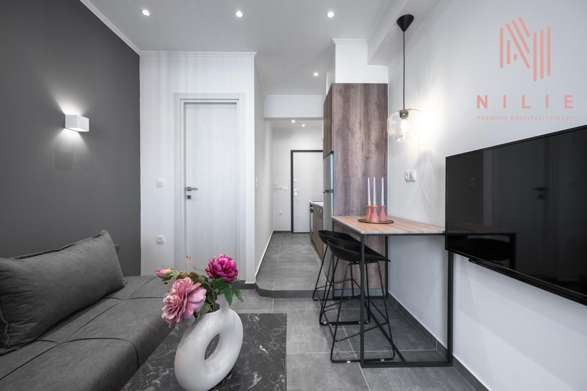 V1 Penthouse, Nilie Hospitality Mgmt Apartment Thessaloniki Exterior photo