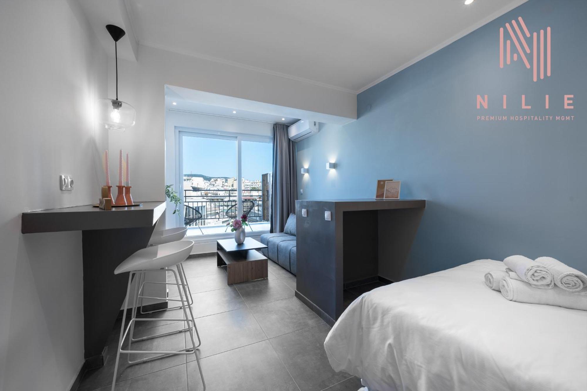 V1 Penthouse, Nilie Hospitality Mgmt Apartment Thessaloniki Exterior photo