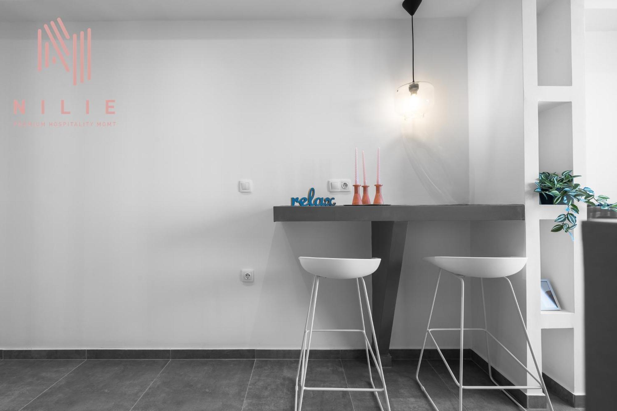 V1 Penthouse, Nilie Hospitality Mgmt Apartment Thessaloniki Exterior photo