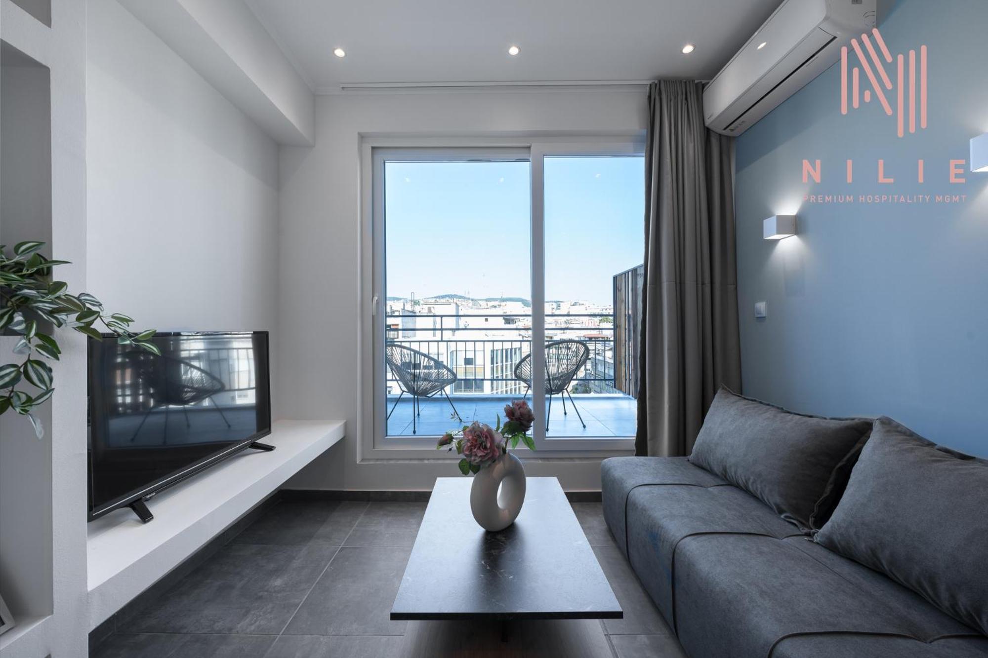V1 Penthouse, Nilie Hospitality Mgmt Apartment Thessaloniki Exterior photo
