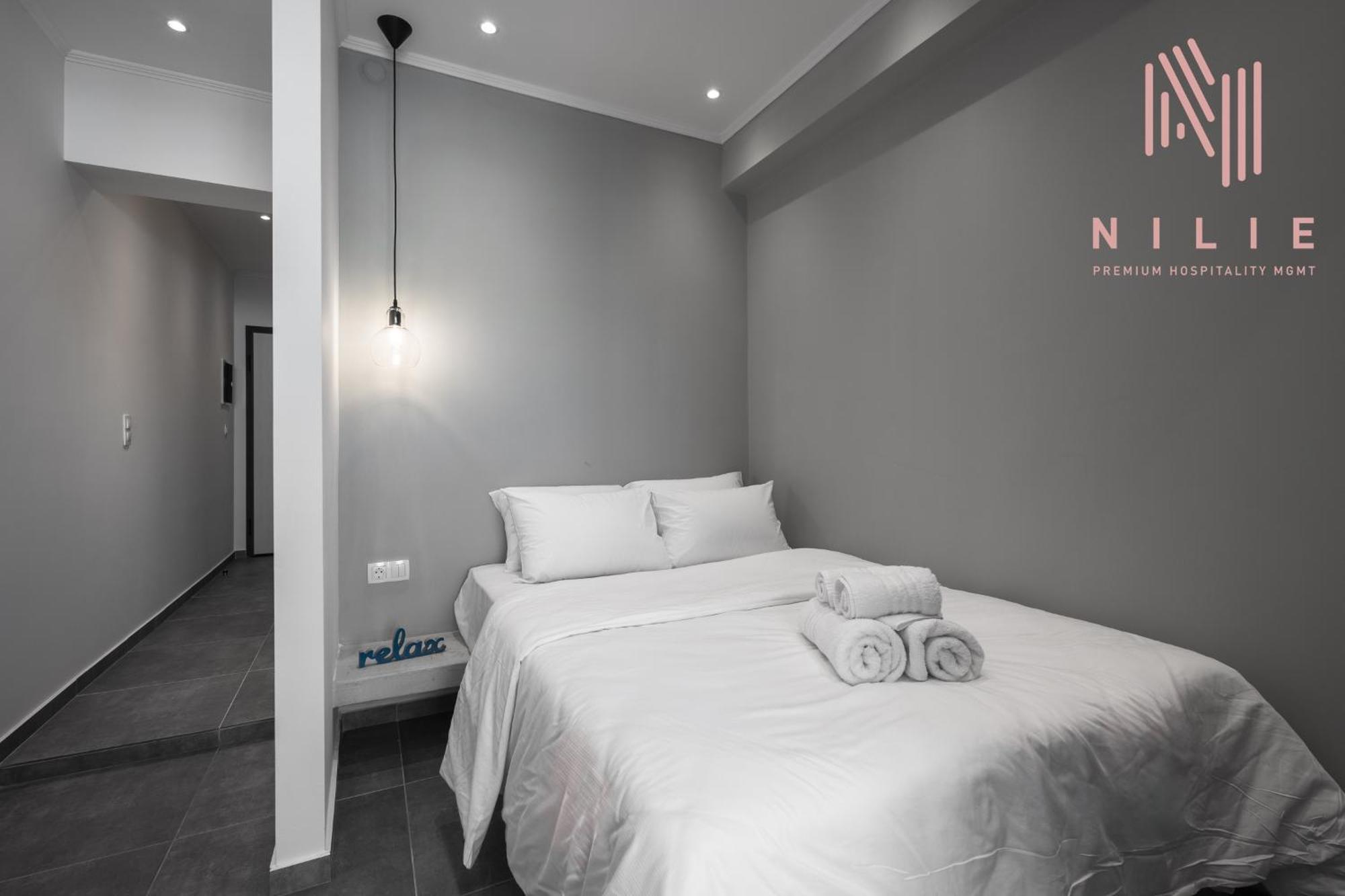 V1 Penthouse, Nilie Hospitality Mgmt Apartment Thessaloniki Exterior photo